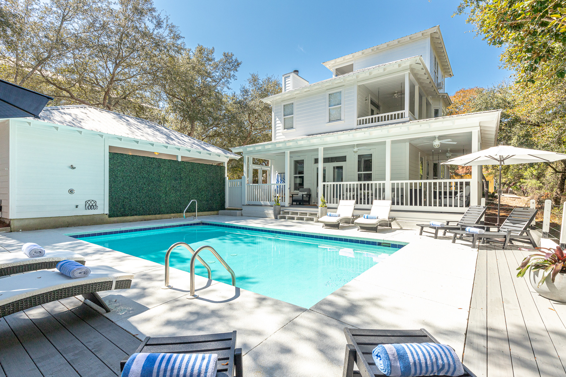 Caught By A Wave 30A — private pool and outdoor living